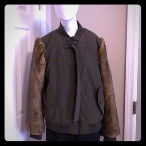 Kendall and Kylie Faux Fur Bomber Jacket. Green